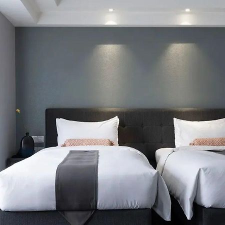 Holz Hotel Shenyang Zewnętrze zdjęcie